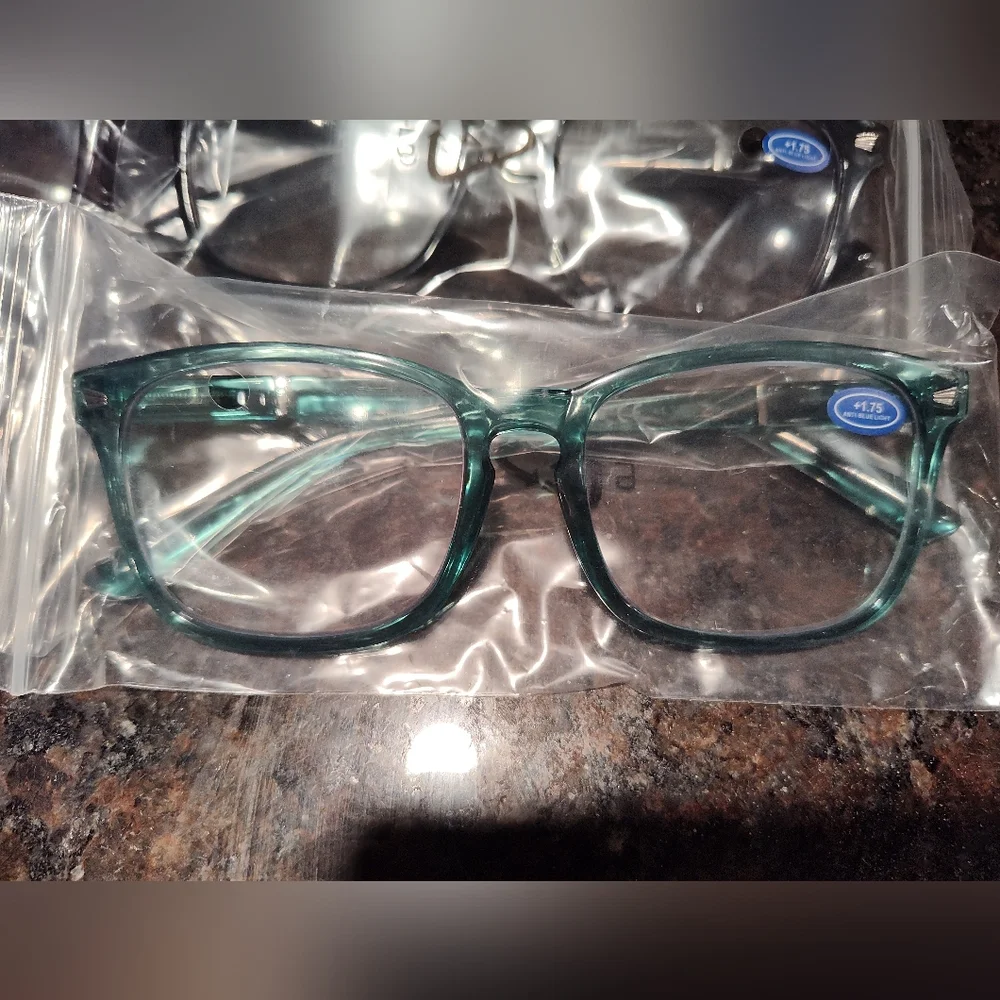 Henotin 1.75 Blue Light Blocking Reading Glasses, Spring Hinge - Picture 3 of 7